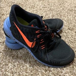 Nike Free Run Women’s Sneakers